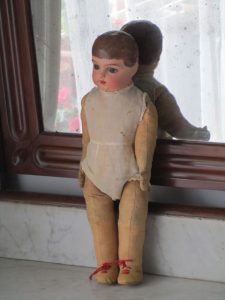 Papier-mâché Pepon Doll