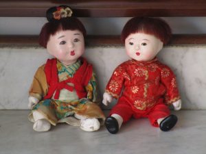 Couple of japanese ichimiatsu dolls