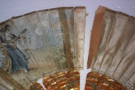 Recovery Silk fans with blonde mother-of-pearl rods