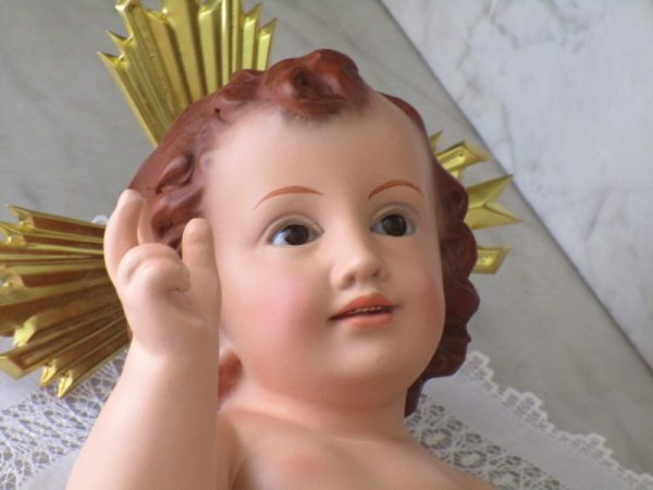 Baby jesus with glass eyes from olot